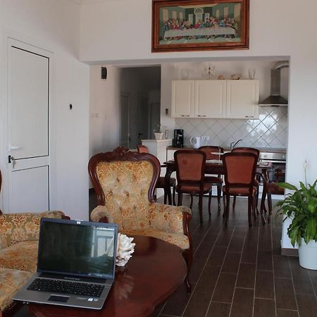 Nikola Leko Guest House Хвар Экстерьер фото