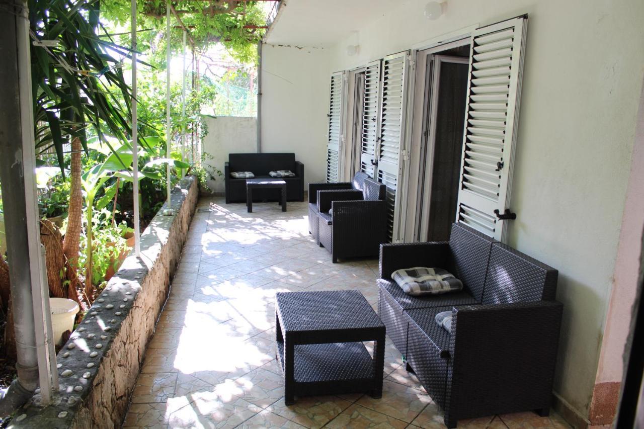 Nikola Leko Guest House Хвар Экстерьер фото