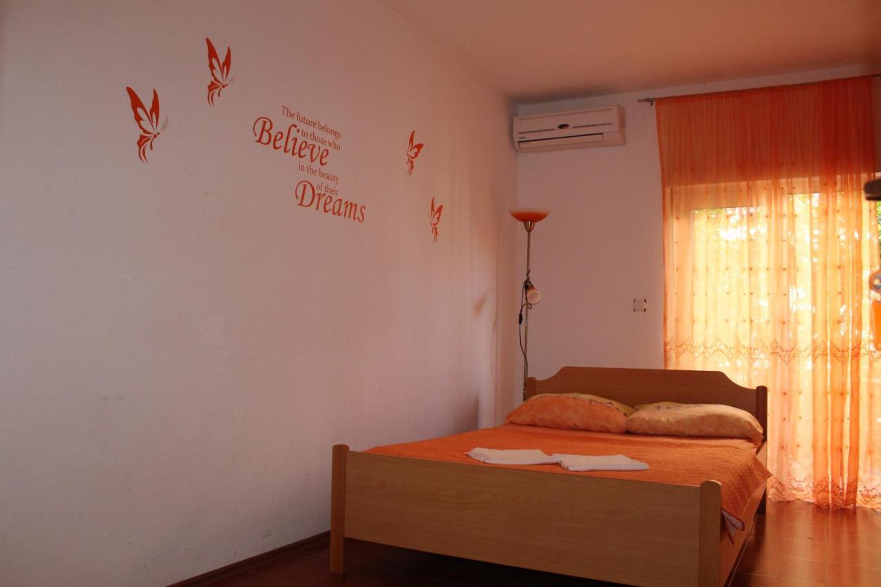 Nikola Leko Guest House Хвар Экстерьер фото