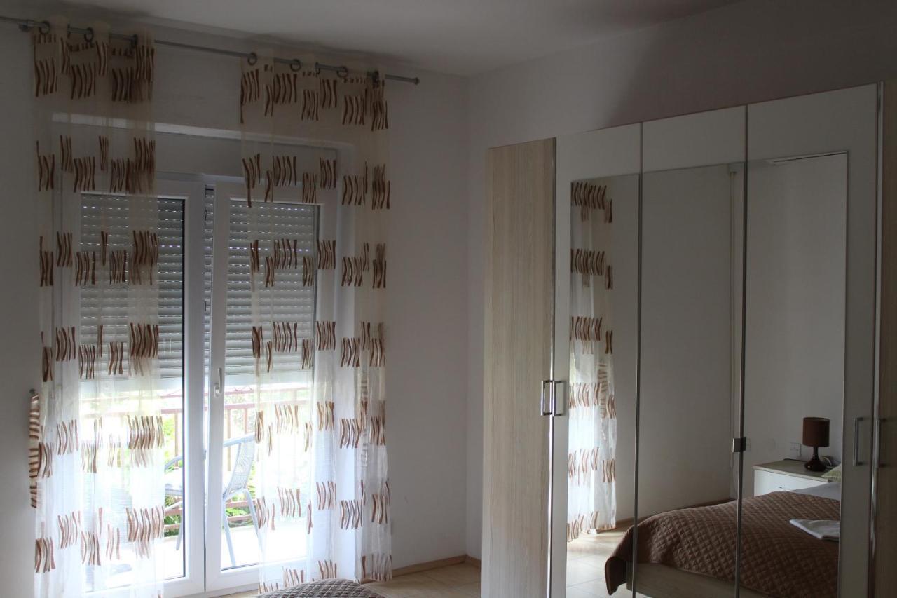 Nikola Leko Guest House Хвар Экстерьер фото