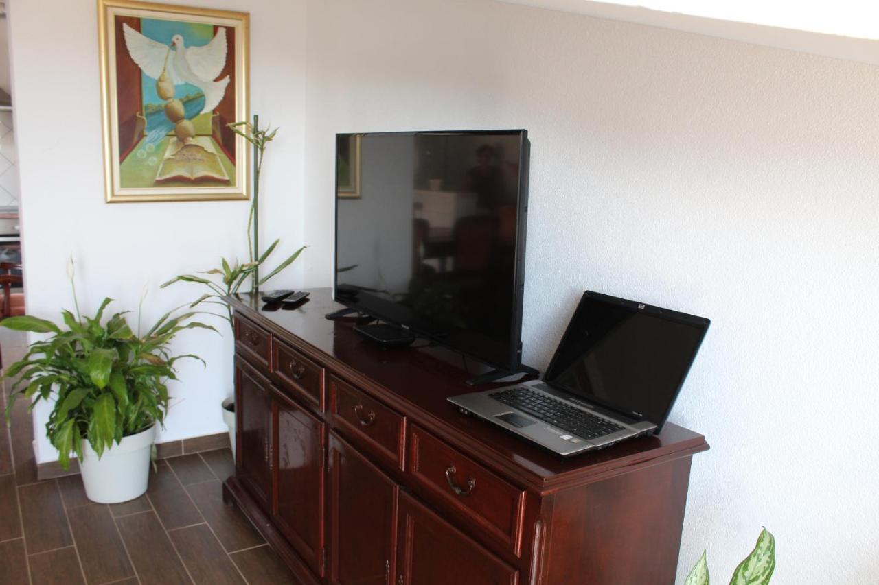 Nikola Leko Guest House Хвар Экстерьер фото