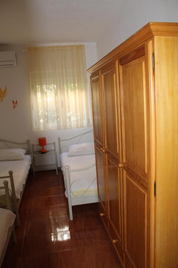 Nikola Leko Guest House Хвар Экстерьер фото